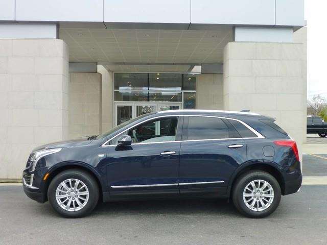 2017 Cadillac XT5 4dr SUV